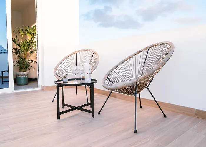 Dona Carmen 1 * Las Playas