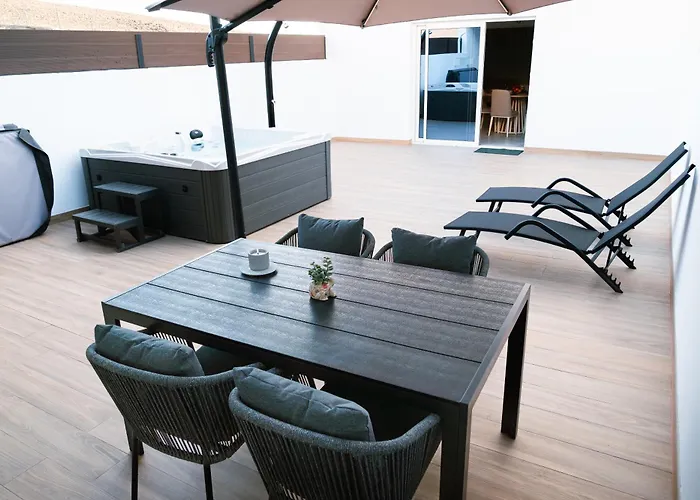 Dona Carmen 1 Las Playas