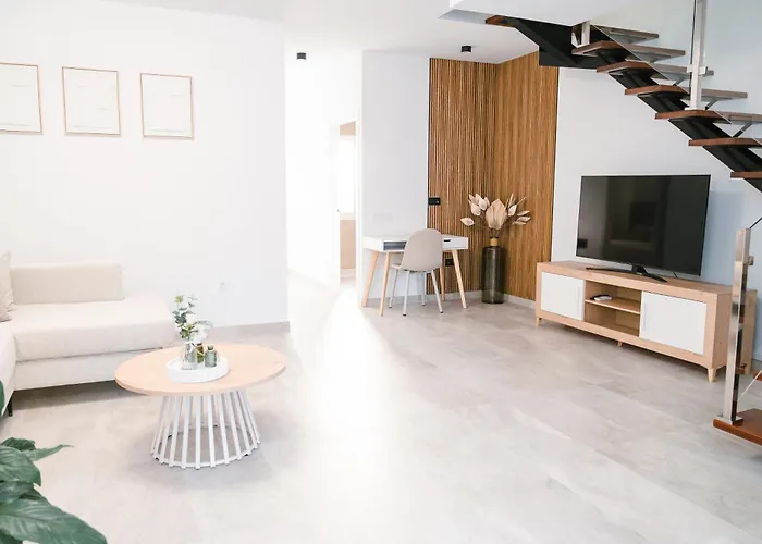 Dona Carmen 1 Las Playas